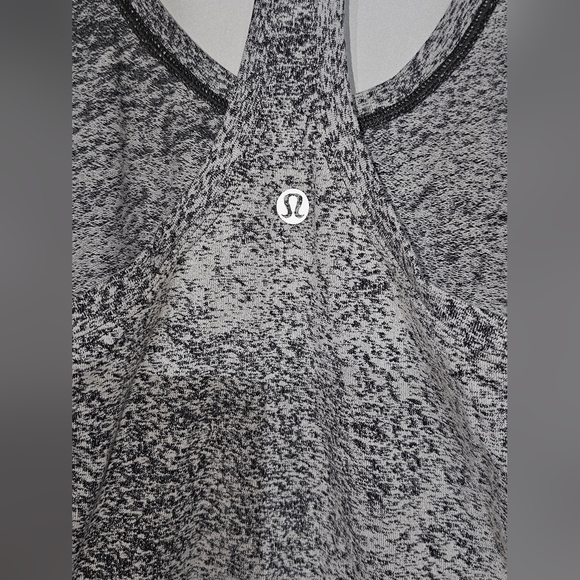 Lululemon Cool Racerback II Luon Spray Jacquard White Black Size 8 - 10 - Picture 6 of 6